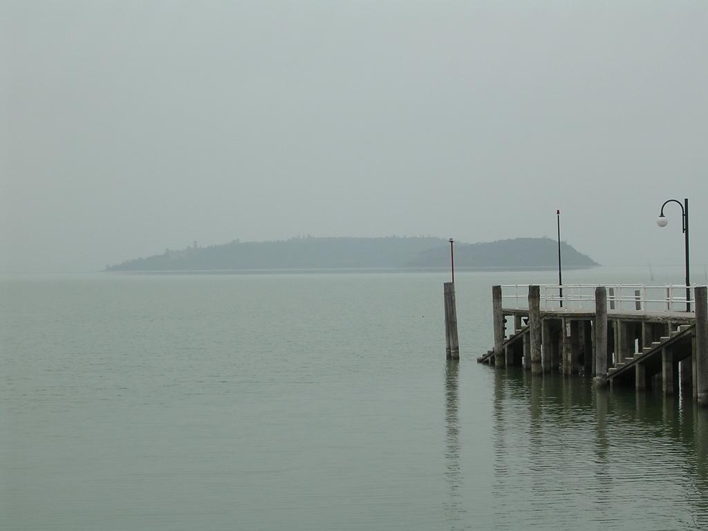 Casa Vacanze Del Pescatore Passignano sul Trasimeno Exterior photo